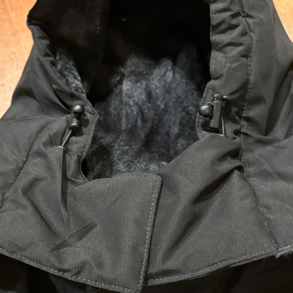 NWT Waterproof Insulated Jacket - image 9